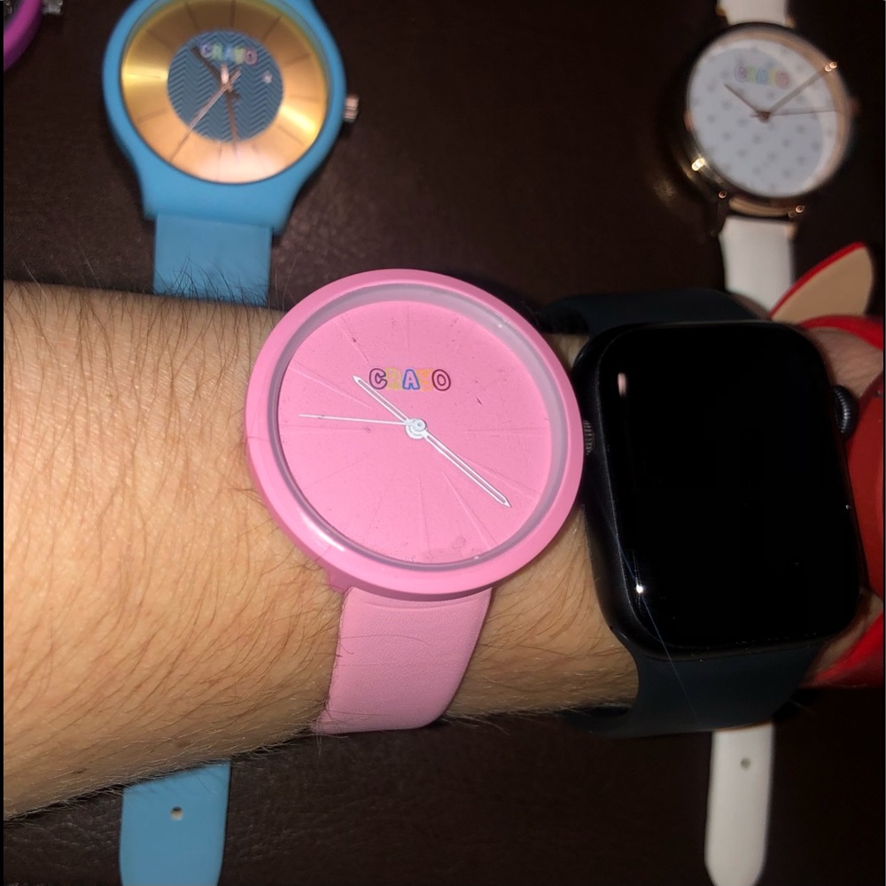 Crayo pink analog watch